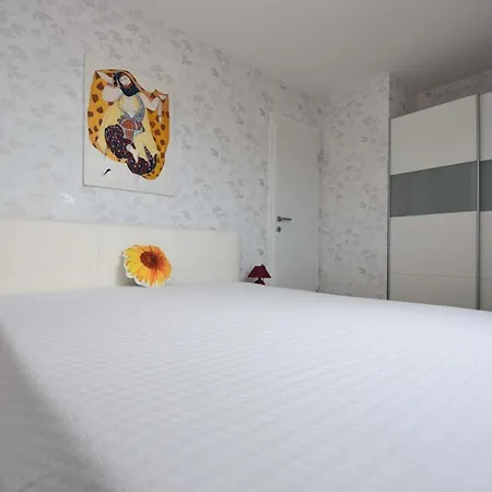 Hotel House Zoja 3*