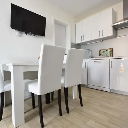 Hotel House Zoja 3*