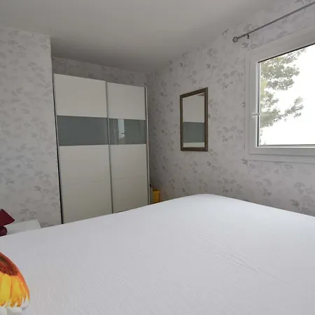 House Zoja 3*